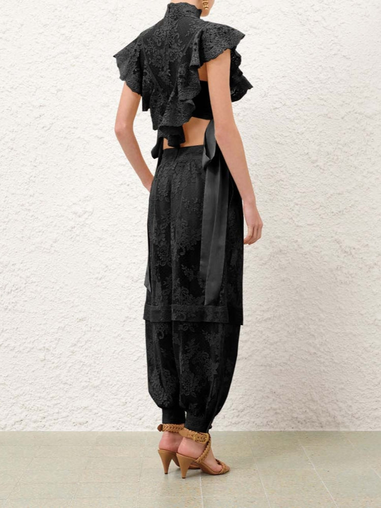 Lightness Streamer Lace Crop Top