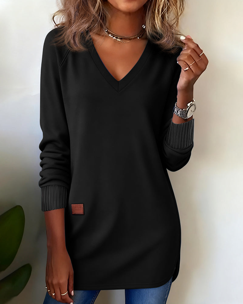 Stella® | Fashionable Sweatshirt with V-Neck