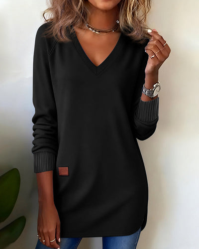 Stella® | Fashionable Sweatshirt with V-Neck