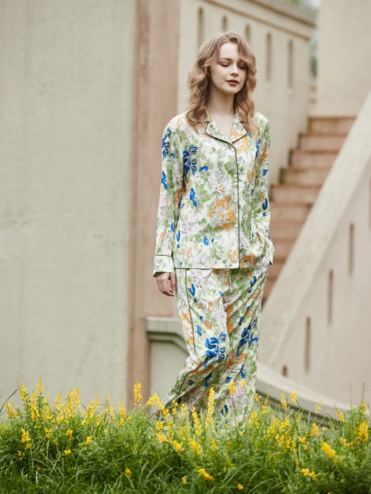 Morning Glory  and Lily Pattern Cardigan Long Sleeve Pajama Set