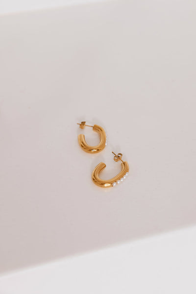 18k Gold Plated Sultry Hoop Earrings Gold