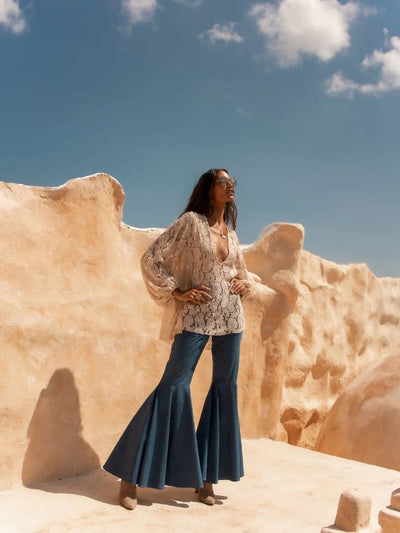 Retro Flare High-Waisted Jeans