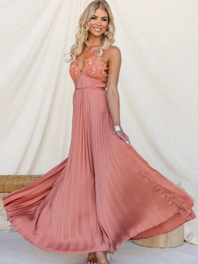 Dramatic Backless Celebration Gown