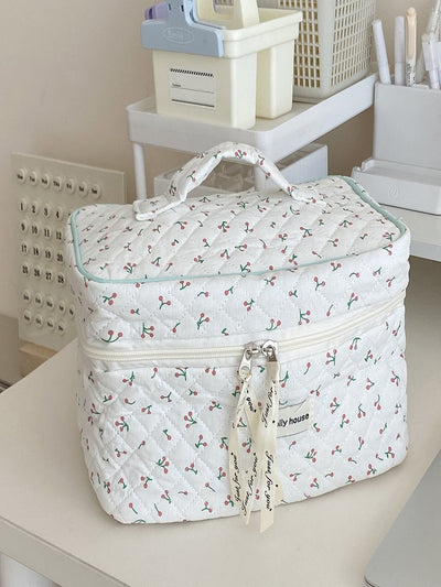 Fresh and Floral Makeup Bag