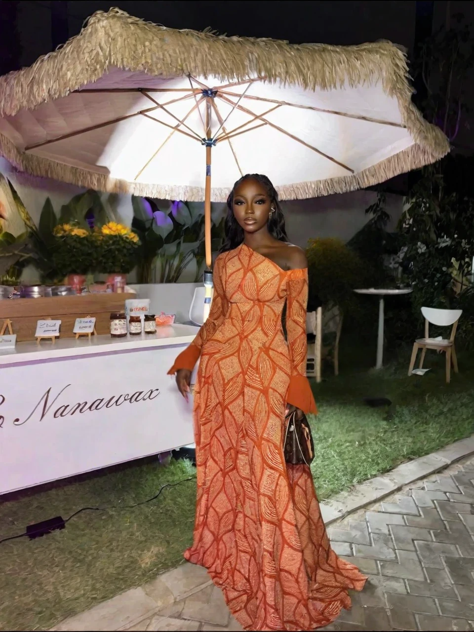 Chic Geometric One-Shoulder Maxi Dress