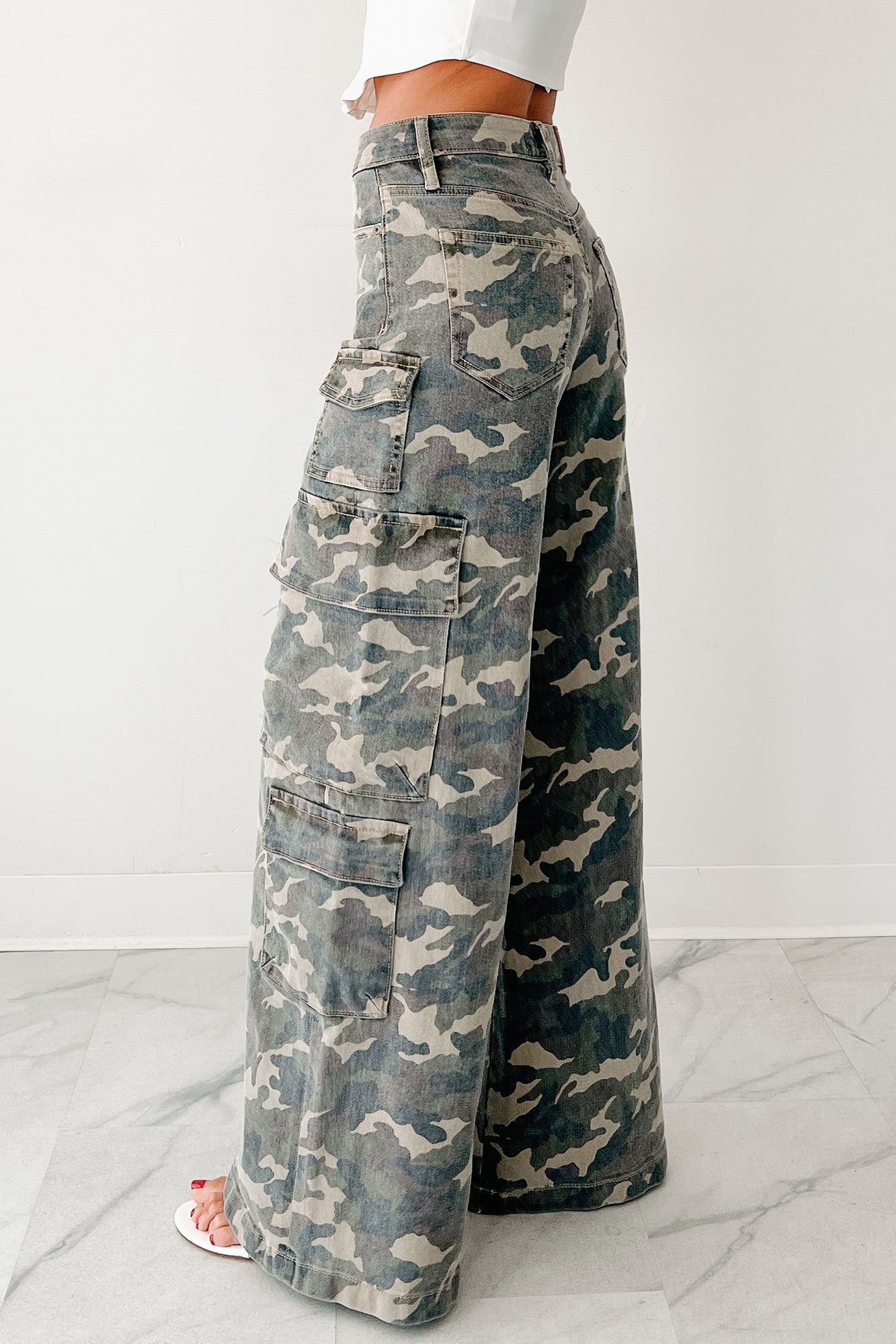 Kayla High Rise Cargo Hidden Jeans (Camouflage) - Ships by 12/1